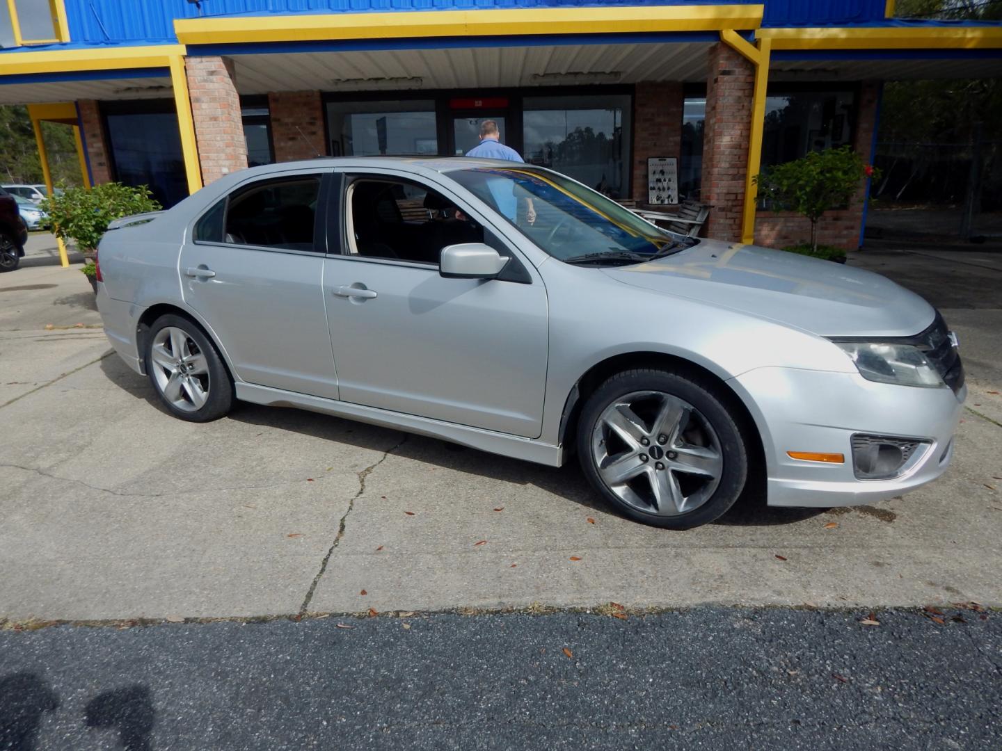 2011 Silver Metallic /Charcoal Leather Ford Fusion Sport (3FAHP0KC4BR) with an 3.5L V6 engine, Automatic transmission, located at 3120 W Tennessee St, Tallahassee, FL, 32304-1002, (850) 575-6702, 30.458841, -84.349648 - Used Car Supermarket is proud to present you with this loaded immaculate 2011 Ford Fusion Sport V6 with leather and sunroof. Used Car Supermarket prides itself in offering you the finest pre-owned vehicle in Tallahassee. Used Car Supermarket has been locally family owned and operated for over 48 yea - Photo#0